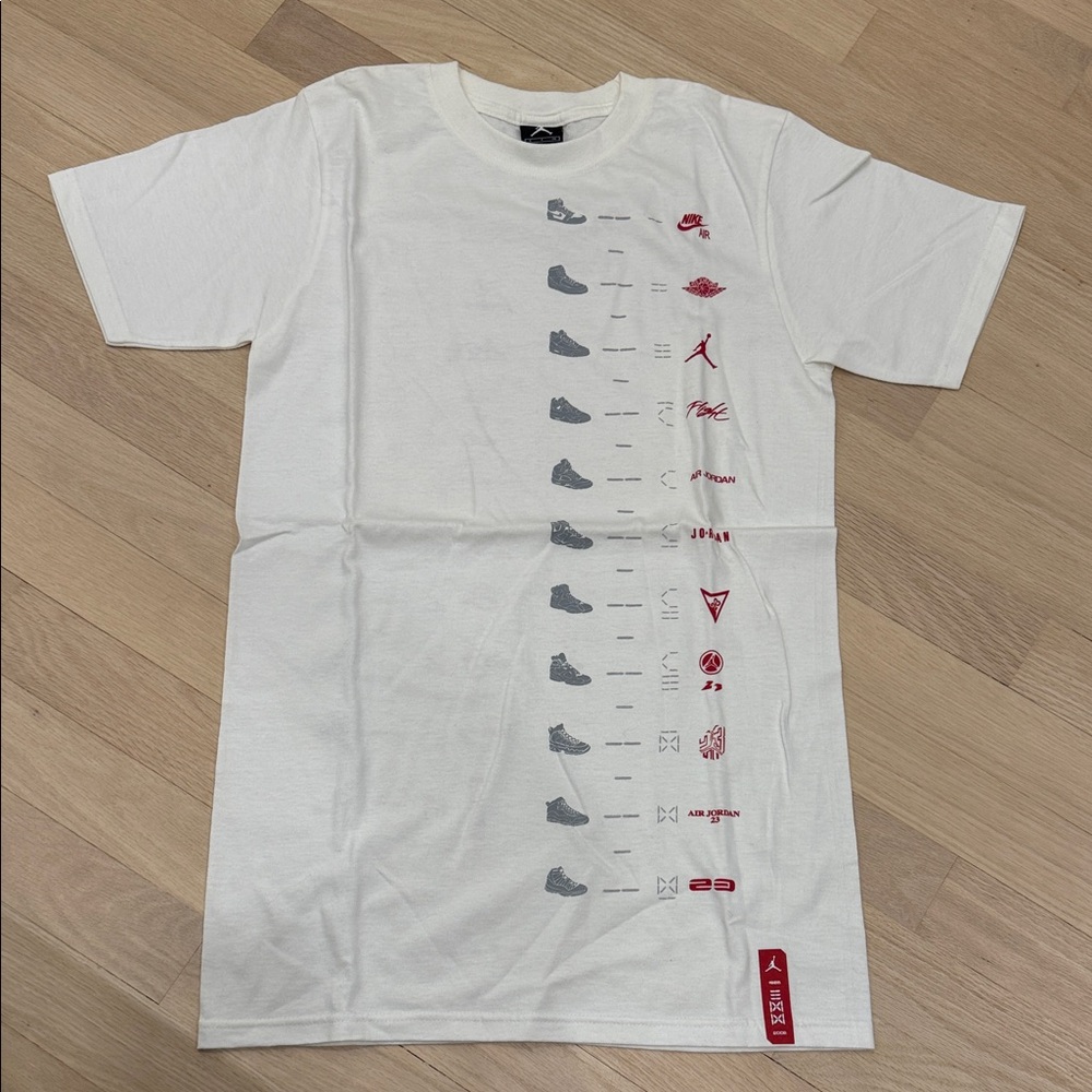 Jordan tee small